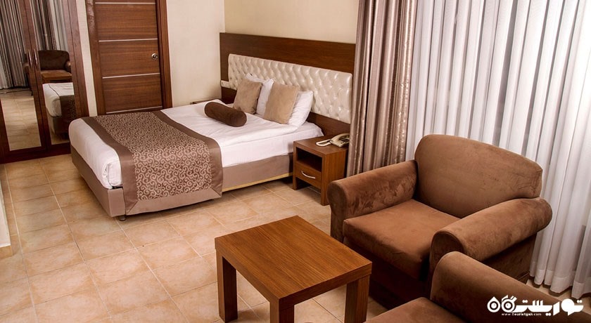 اتاق فمیلی هتل کورنر پارک